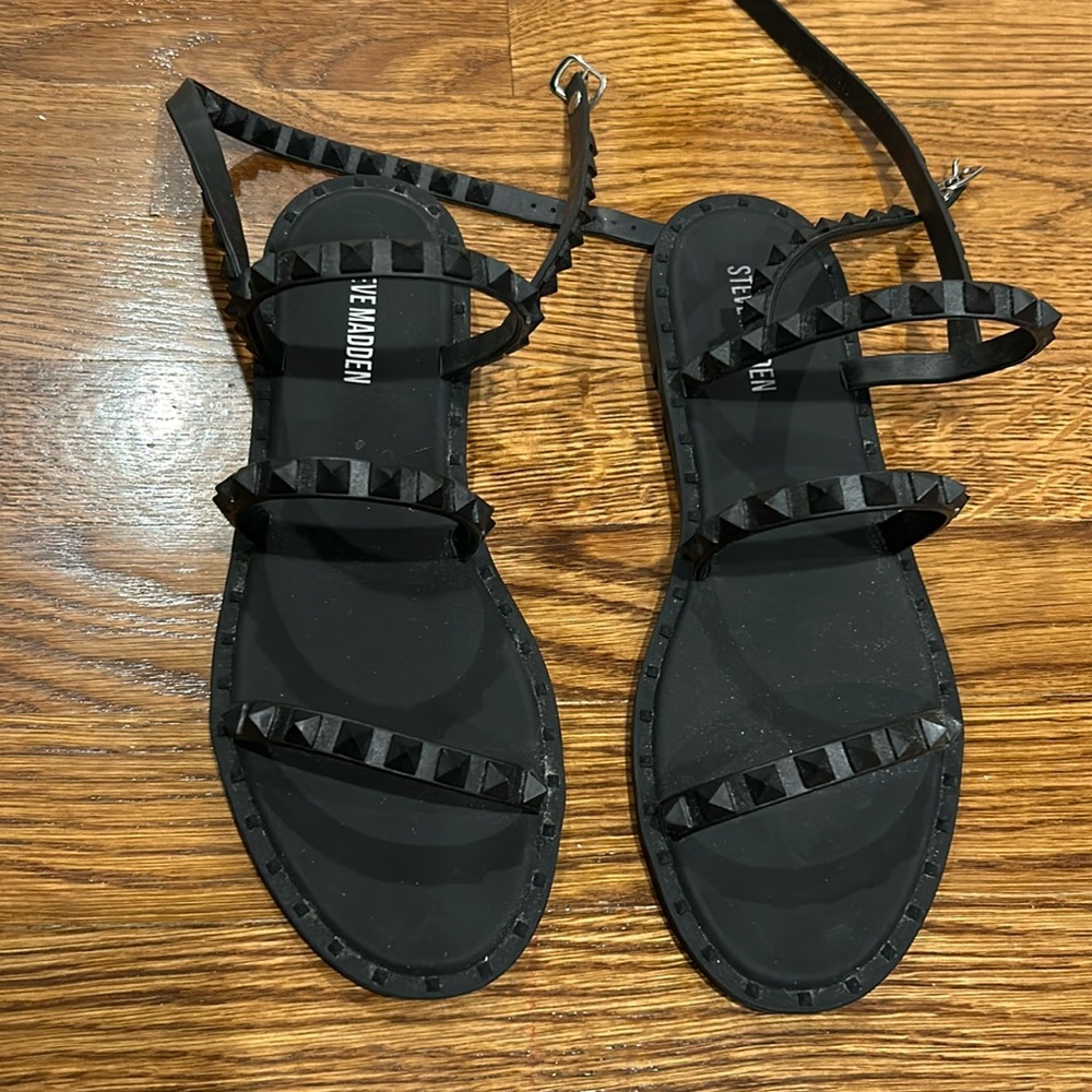 Steve Madden sandals worn once